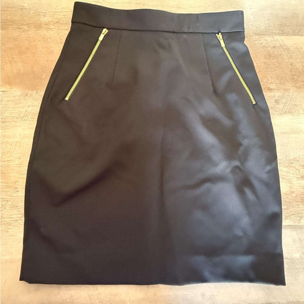 H&M Black and Gold mid-thigh length Pencil Skirt
